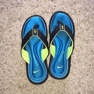 Nike Memory Foam Flip Flops